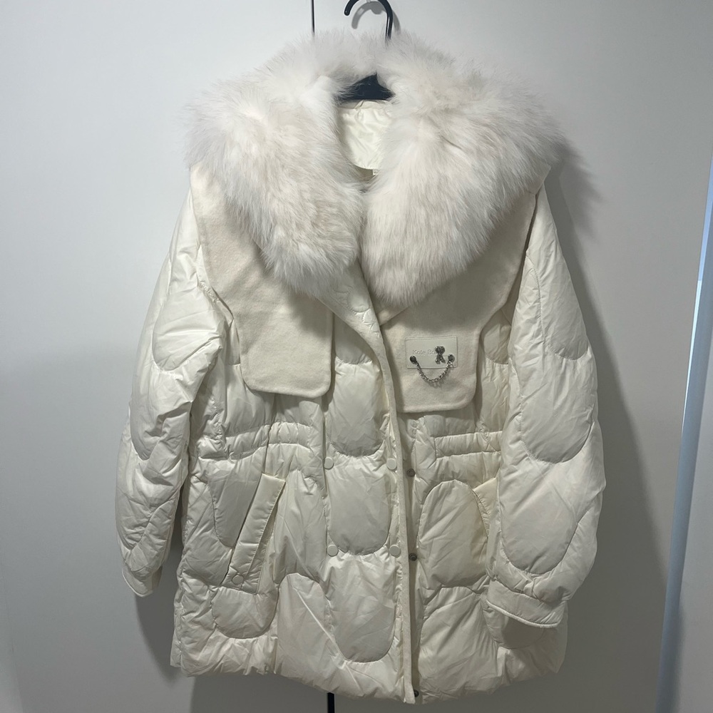 Ivory Fur-Collar Puffer Coat - Women's Winter Jacket
